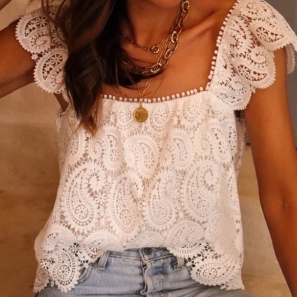 Plus White Paisley Lace Crochet Ruffle Tank Top - Picture 1 of 8